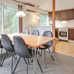 Prázdninový dům Holiday Home Alena - 1Km From The Sea By Interhome *