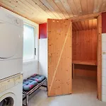 Semesterbostad Holiday Home Alena - 1Km From The Sea By Interhome