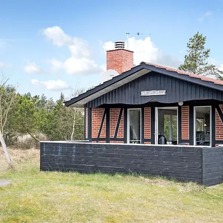 Holiday home Alena - 1km From The Sea In Western Jutland By Interhome *